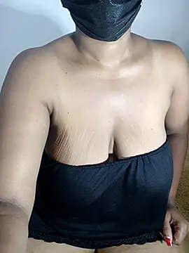 Newcapal live sex cam