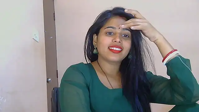 Cute-Simmi69's cam snapshot