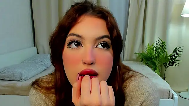 OlaGrayer's cam snapshot