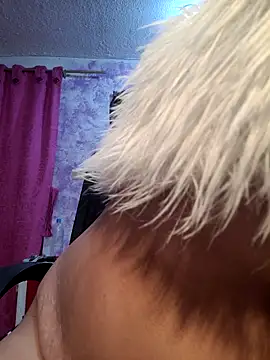 Scarlet_curly's cam snapshot