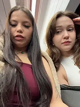 Peachy_Dream's cam snapshot