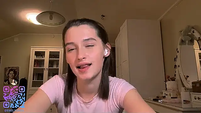 DarlineBrustera's cam snapshot