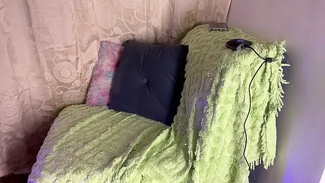 fairy_hot_'s cam snapshot