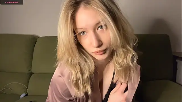 Selemene_'s cam snapshot