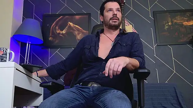 ChrisKox live sex cam