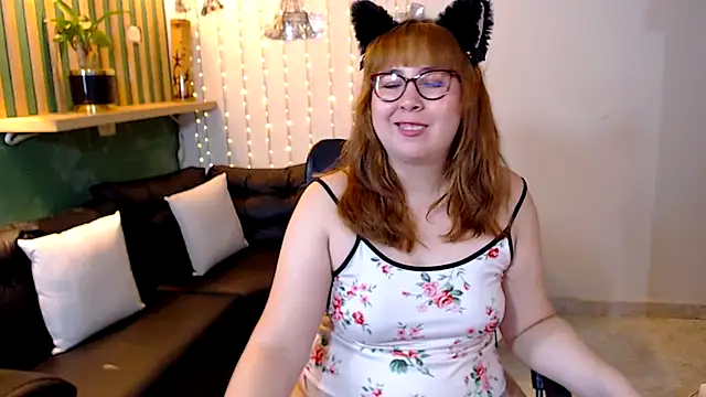 chloe_prg's cam snapshot