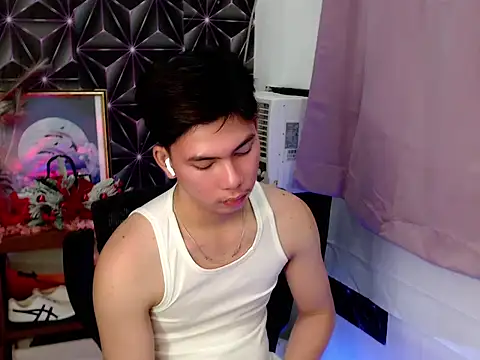 ursweet_jade live sex cam