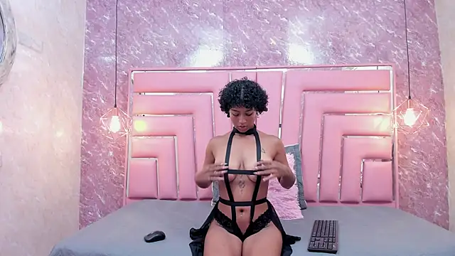 WILD_FIREE_'s cam snapshot