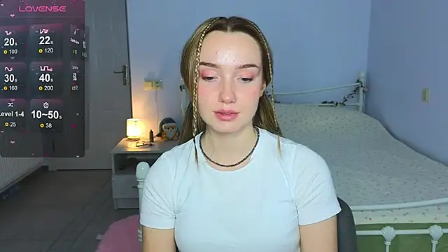 Wild_Sophie_'s cam snapshot