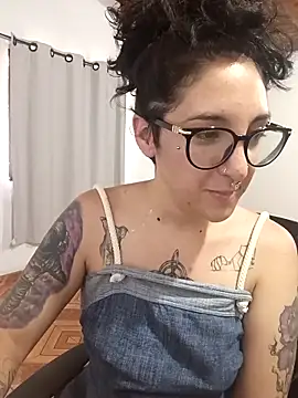 Melinerd live sex cam