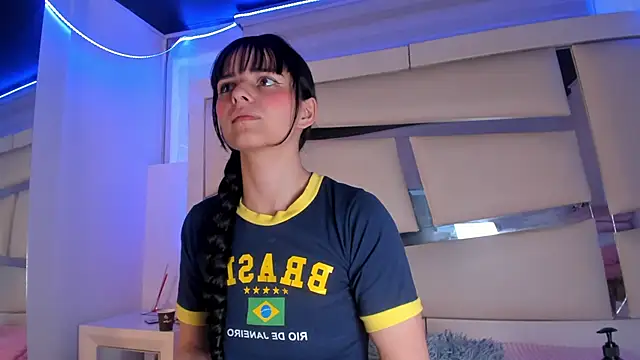 chrystal_js's cam snapshot