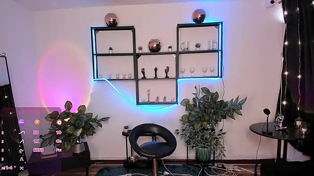 issa_soto_'s cam snapshot