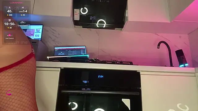 Marina- live sex cam