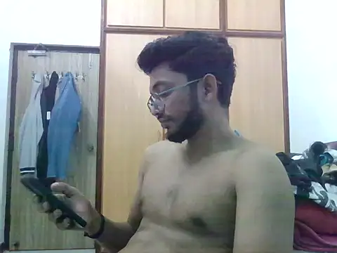 ravuriraj live sex cam