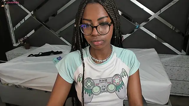 Raquel_jones's cam snapshot