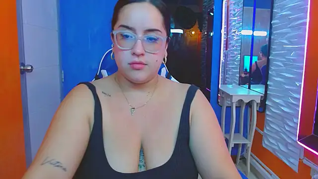 Sofiia_davis23's cam snapshot