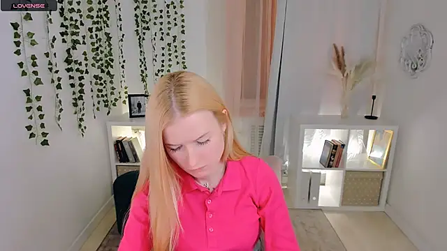 Laly_Peach's cam snapshot