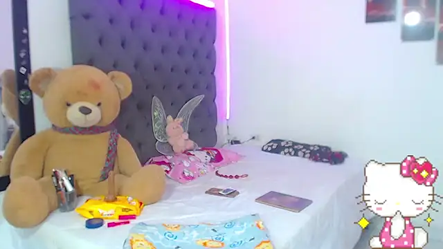 lucianadolll live sex cam