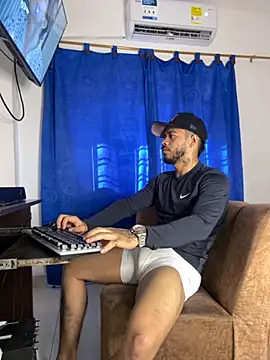 Kylian_Alessandro live sex cam