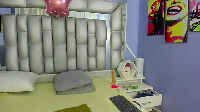 sophia_ny live sex cam