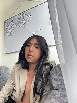 Hopemoretti live sex cam