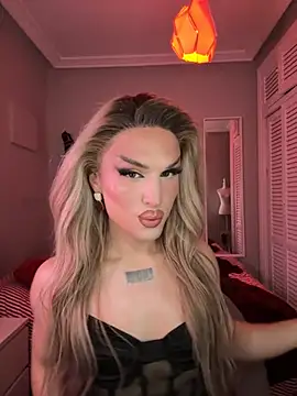 Crystal_________ live sex cam