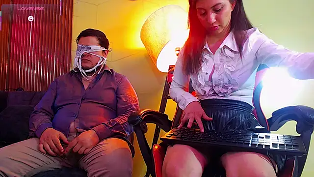 danna_thiago1's cam snapshot