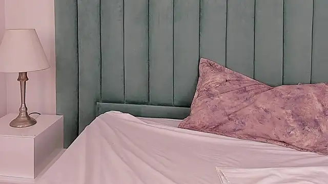 Emmalorez__'s cam snapshot