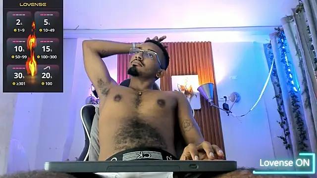 Darwin_mayo live sex cam