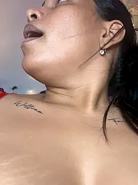 ArielleMillerr-'s cam snapshot