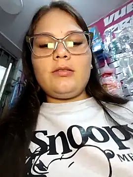 Vale_Saenzz live sex cam