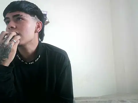 Anthony_riverss live sex cam