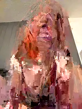 LunarBeatrice's cam snapshot