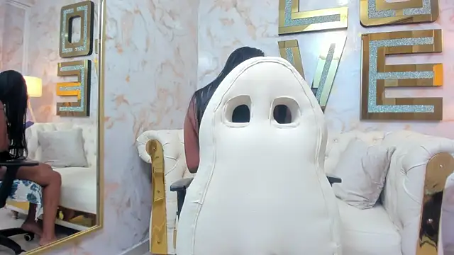 ladypervert_'s cam snapshot