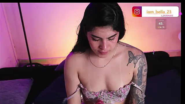 yourtoybella's cam snapshot