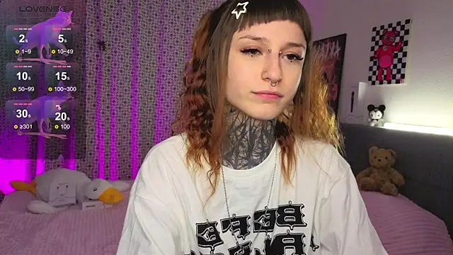 LilithPoison's cam snapshot