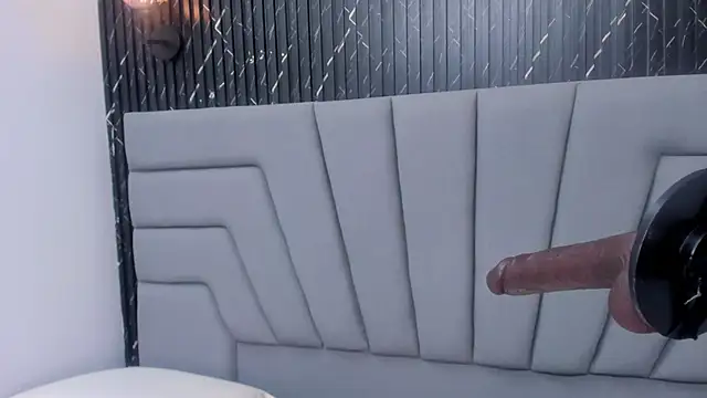 Angie_Will's cam snapshot