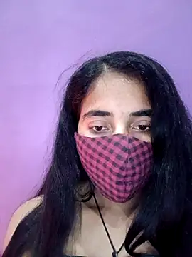 Raatki_Pari's cam snapshot