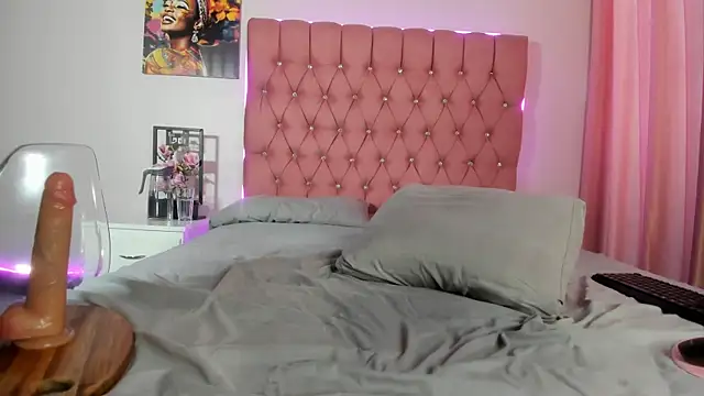 VanillaFlo's cam snapshot