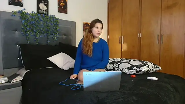 3littleschoolteens's cam snapshot