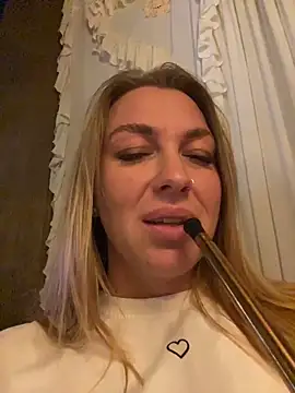 Sweet___Emily's cam snapshot