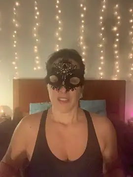 massagistahotbrunette's cam snapshot