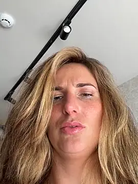 Thescorpionfr_'s cam snapshot