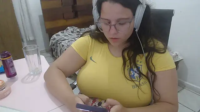 isanhaiaka's cam snapshot