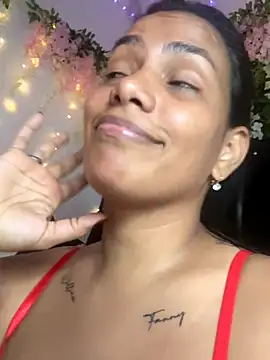 ArielleMillerr-'s cam snapshot