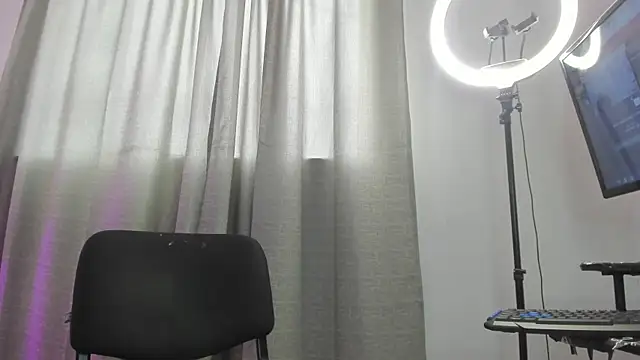 twerkgirl-coral's cam snapshot