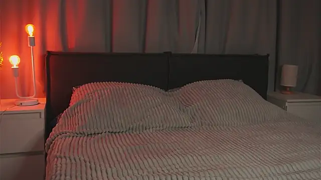 purrpie's cam snapshot