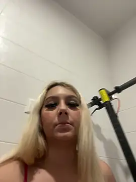 hotamanda01 live sex cam