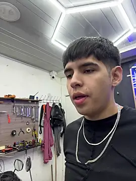 Stick_ledom live sex cam