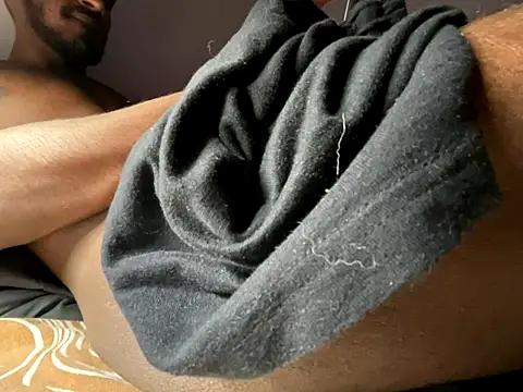 nycg0999's cam snapshot